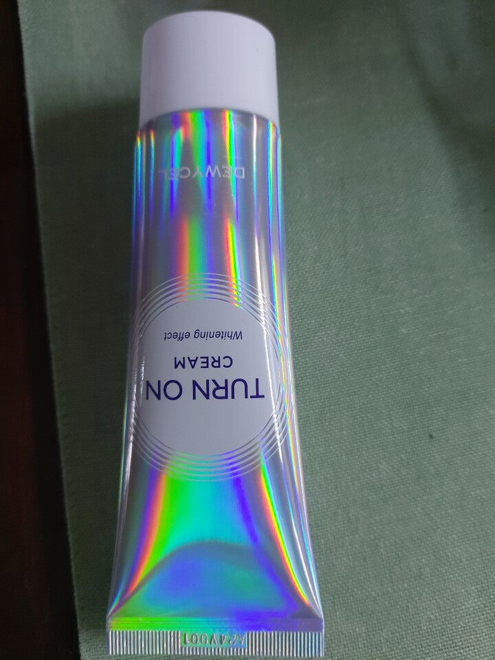 Dewycell Turn-On Tone-Up Cream
