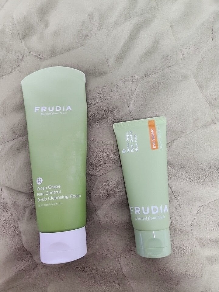 Frudia Green Grape Pore Control Nose Pack 60g