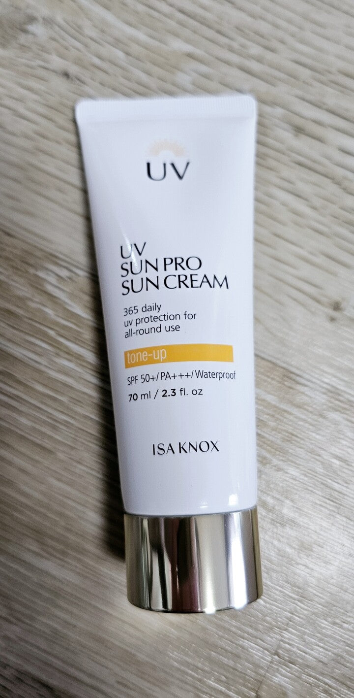 Isa Knox UV Sun Pro 365 Daily Tone-Up Sunscreen 70ml