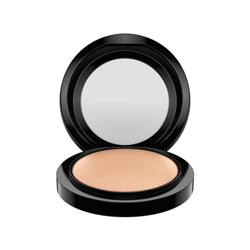 MAC Mineralize Skinfinish Natural Cushion Foundation
