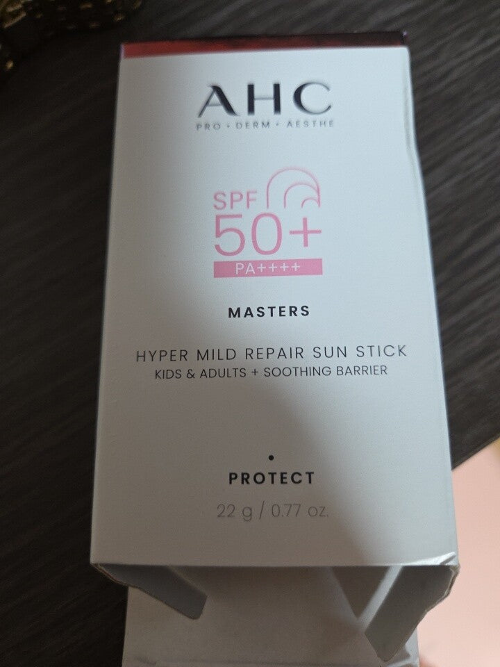 AHC Masters Hyper Mild Repair Mineral Sun Stick SPF50+ PA++++ 22g