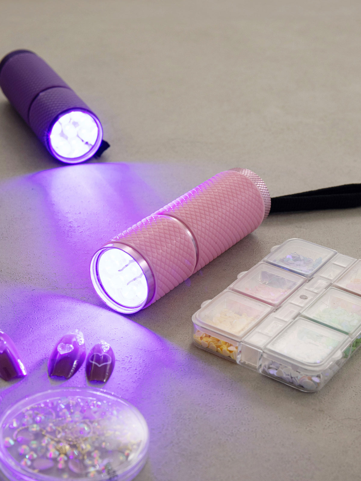 Portable 9-Bulb UV/LED Nail Lamp