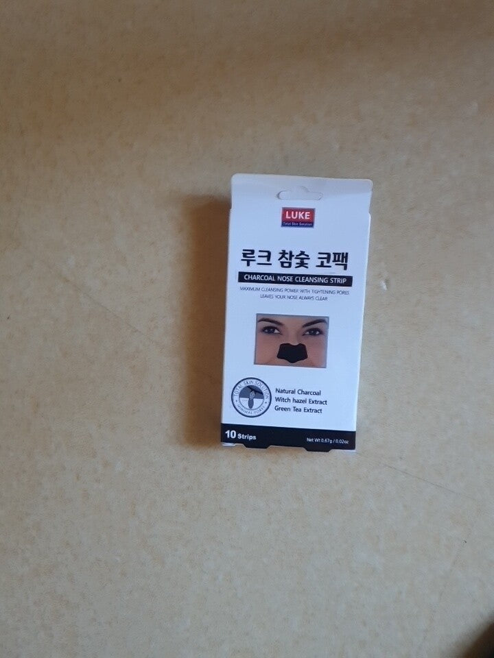 Luke Luke Pore Purifying Charcoal Nose Pack (1 Sheet)