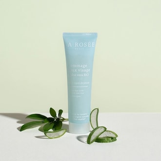 Larose Ultra Soft Face Scrub Cleanser 60ml (1 Pack)