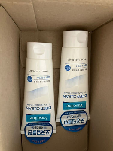 Aekyung Vaseline Deep Clean Cleansing Foam 150ml