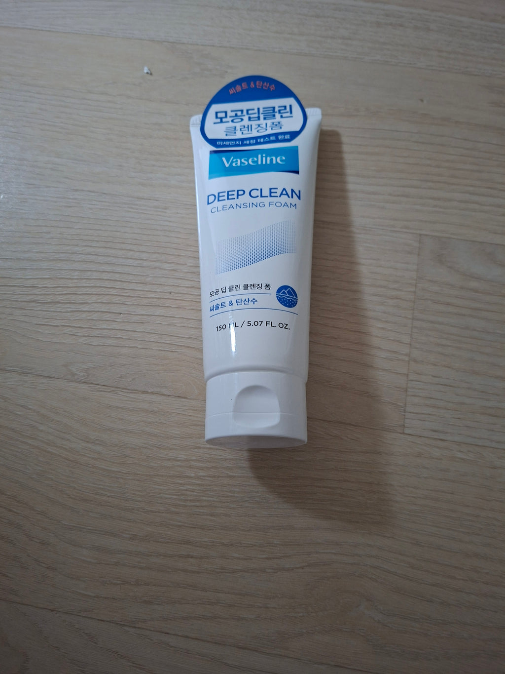 Aekyung Vaseline Deep Clean Cleansing Foam 150ml